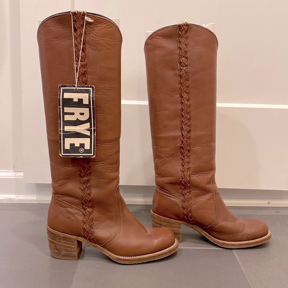 FRYE Boots Size 7 Campus Braided 1970s Tall Tawny